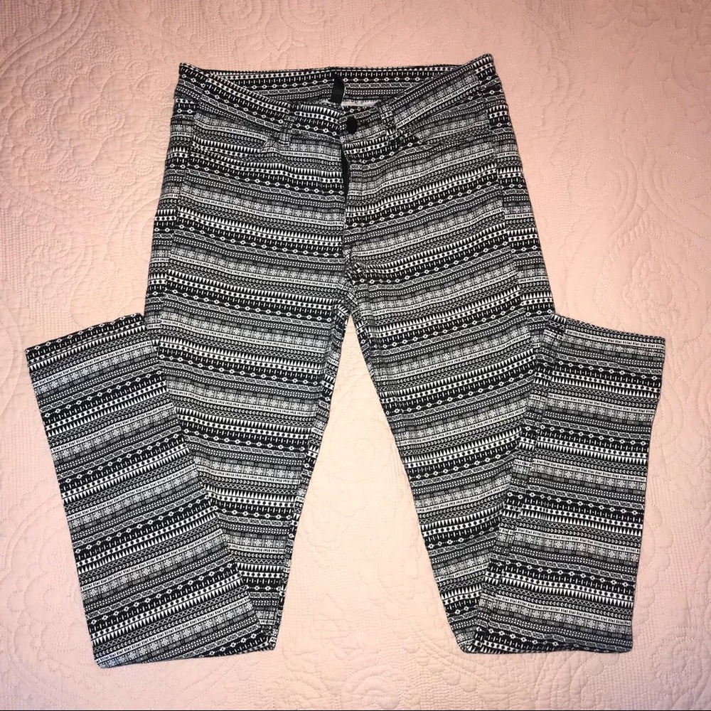 H&M skinny pants NEW